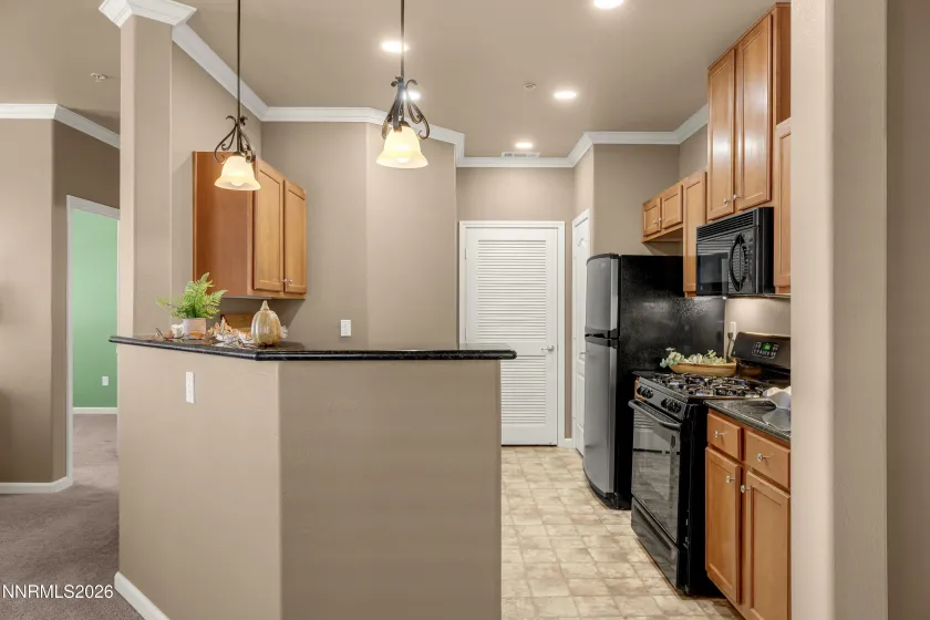 9050 Double R, Reno, Nevada 89521, 2 Bedrooms Bedrooms, ,2 BathroomsBathrooms,Residential,Residential,Double R,0,260012169