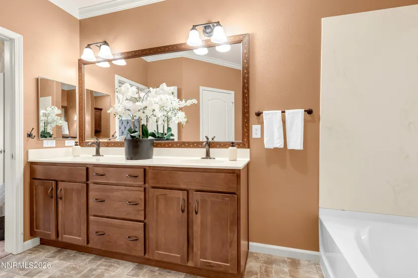 9050 Double R, Reno, Nevada 89521, 2 Bedrooms Bedrooms, ,2 BathroomsBathrooms,Residential,Residential,Double R,0,260012169