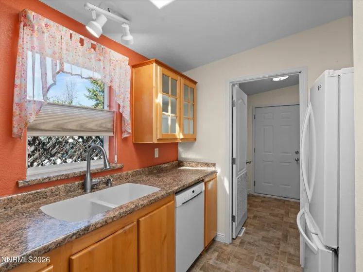 1307 Kingslane, Gardnerville, Nevada 89410, 2 Bedrooms Bedrooms, ,2 BathroomsBathrooms,Residential,Residential,Kingslane,0,260012172