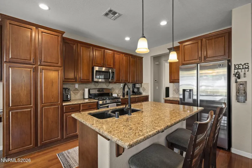 10639 Fire Poppy, Reno, Nevada 89521, 3 Bedrooms Bedrooms, ,2 BathroomsBathrooms,Residential,Residential,Fire Poppy,0,260012174