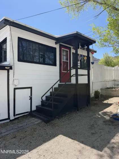 1045 Tonopah, Tonopah, Nevada 89049, 2 Bedrooms Bedrooms, ,1 BathroomBathrooms,Residential,Residential,Tonopah,0,260012201