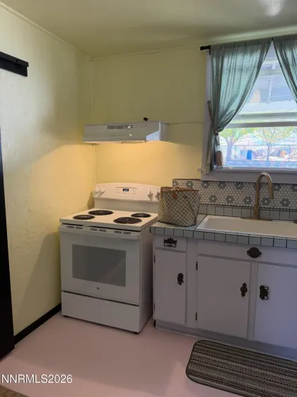 1045 Tonopah, Tonopah, Nevada 89049, 2 Bedrooms Bedrooms, ,1 BathroomBathrooms,Residential,Residential,Tonopah,0,260012201