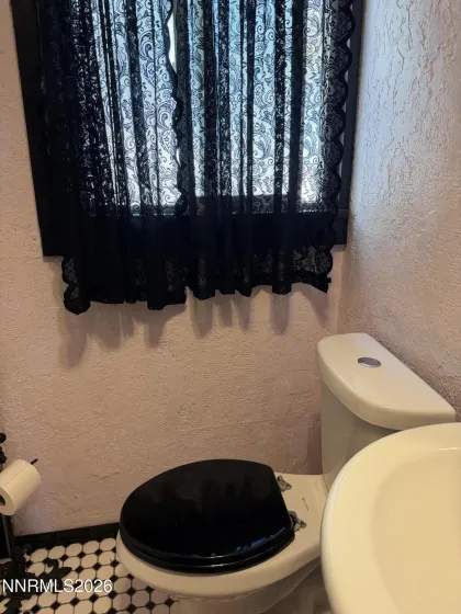 1045 Tonopah, Tonopah, Nevada 89049, 2 Bedrooms Bedrooms, ,1 BathroomBathrooms,Residential,Residential,Tonopah,0,260012201