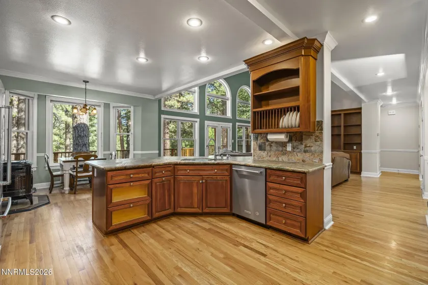 1530 Austrian Pine, Reno, Nevada 89511, 5 Bedrooms Bedrooms, ,4 BathroomsBathrooms,Residential,Residential,Austrian Pine,0,260012205