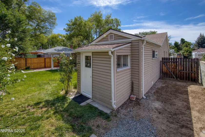 1075 University, Reno, Nevada 89503, 3 Bedrooms Bedrooms, ,1 BathroomBathrooms,Residential,Residential,University,0,260011412