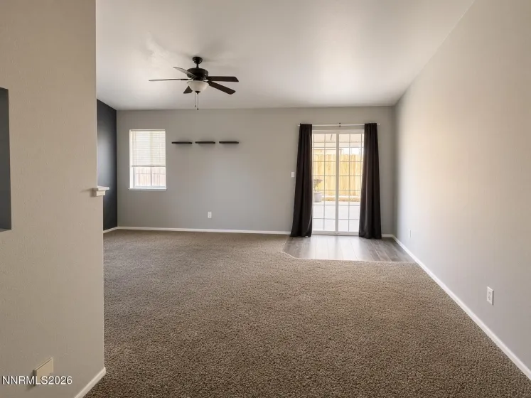 332 Dianna, Fallon, Nevada 89406, 3 Bedrooms Bedrooms, ,2 BathroomsBathrooms,Residential,Residential,Dianna,0,260012192