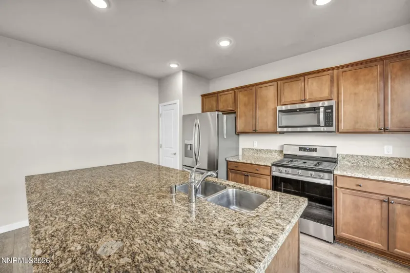 4921 Black Falcon, Sun Valley, Nevada 89433, 3 Bedrooms Bedrooms, ,3 BathroomsBathrooms,Residential,Residential,Black Falcon,0,260012195
