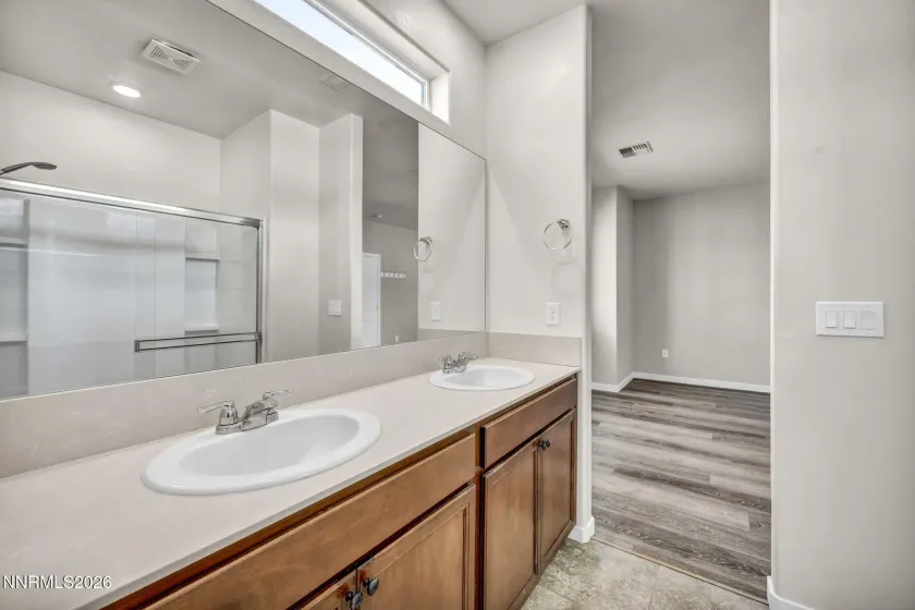 4921 Black Falcon, Sun Valley, Nevada 89433, 3 Bedrooms Bedrooms, ,3 BathroomsBathrooms,Residential,Residential,Black Falcon,0,260012195