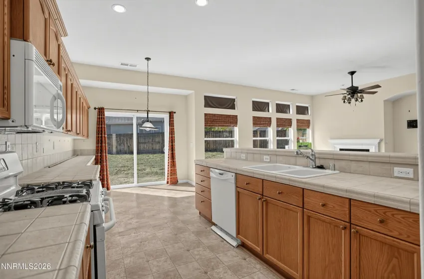 1640 Ghettis, Reno, Nevada 89521, 3 Bedrooms Bedrooms, ,2 BathroomsBathrooms,Residential,Residential,Ghettis,0,260012196