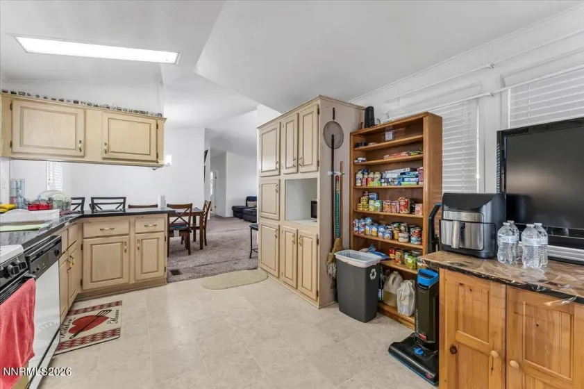 2151 Barberry, Reno, Nevada 89512, 2 Bedrooms Bedrooms, ,2 BathroomsBathrooms,Residential,Residential,Barberry,0,260012209