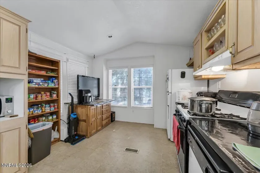 2151 Barberry, Reno, Nevada 89512, 2 Bedrooms Bedrooms, ,2 BathroomsBathrooms,Residential,Residential,Barberry,0,260012209