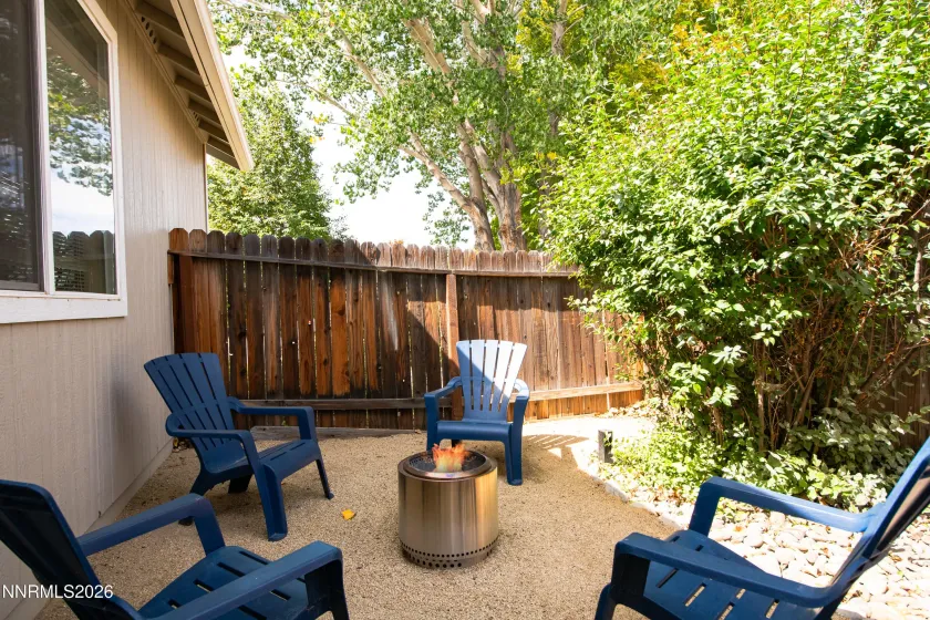 Firepit sideyard