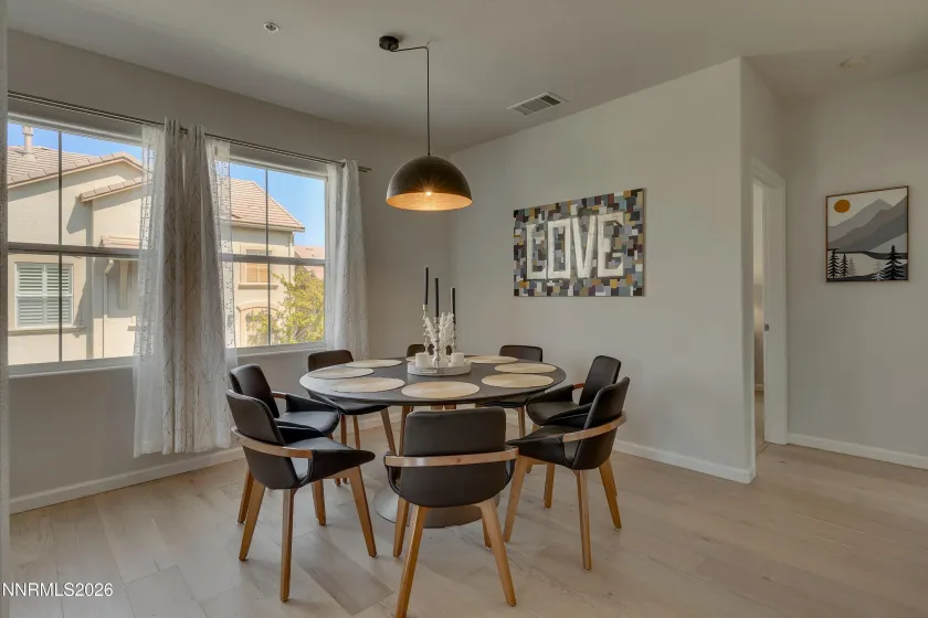 17000 Wedge, Reno, Nevada 89511, 2 Bedrooms Bedrooms, ,2 BathroomsBathrooms,Residential,Residential,Wedge,0,260012221
