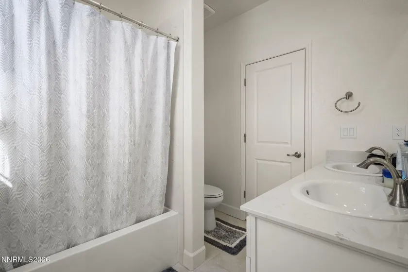 704 Daylily, Minden, Nevada 89423, 4 Bedrooms Bedrooms, ,3 BathroomsBathrooms,Residential,Residential,Daylily,0,260012226