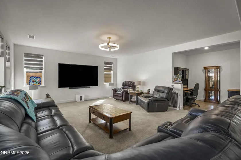 704 Daylily, Minden, Nevada 89423, 4 Bedrooms Bedrooms, ,3 BathroomsBathrooms,Residential,Residential,Daylily,0,260012226