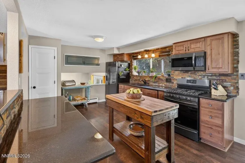 3270 Cashill, Reno, Nevada 89509, 4 Bedrooms Bedrooms, ,2 BathroomsBathrooms,Residential,Residential,Cashill,0,260012230