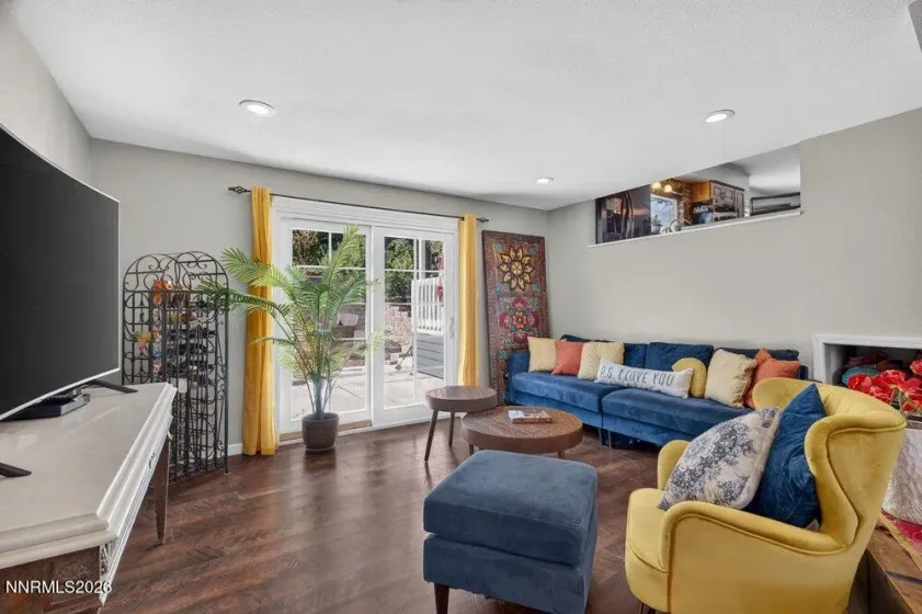 3270 Cashill, Reno, Nevada 89509, 4 Bedrooms Bedrooms, ,2 BathroomsBathrooms,Residential,Residential,Cashill,0,260012230