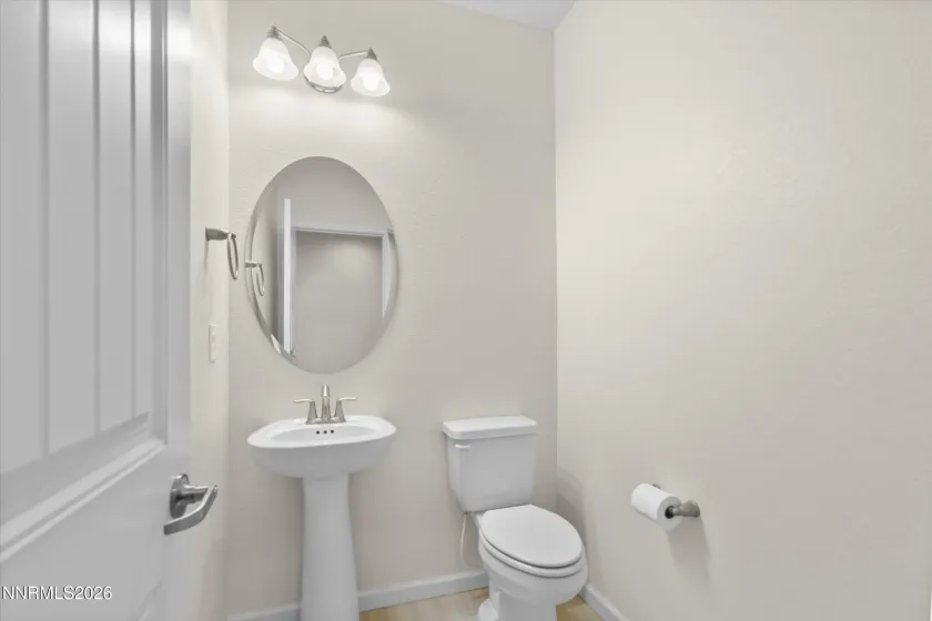 907 End, Carson City, Nevada 89701, 3 Bedrooms Bedrooms, ,3 BathroomsBathrooms,Residential,Residential,End,0,260012232