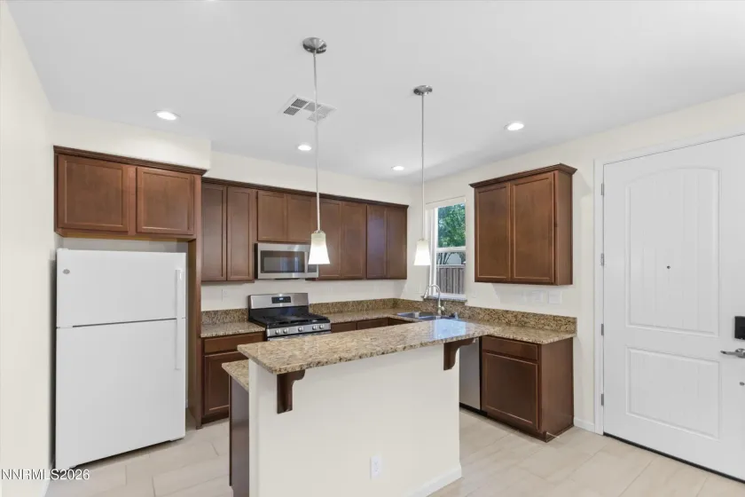 907 End, Carson City, Nevada 89701, 3 Bedrooms Bedrooms, ,3 BathroomsBathrooms,Residential,Residential,End,0,260012232