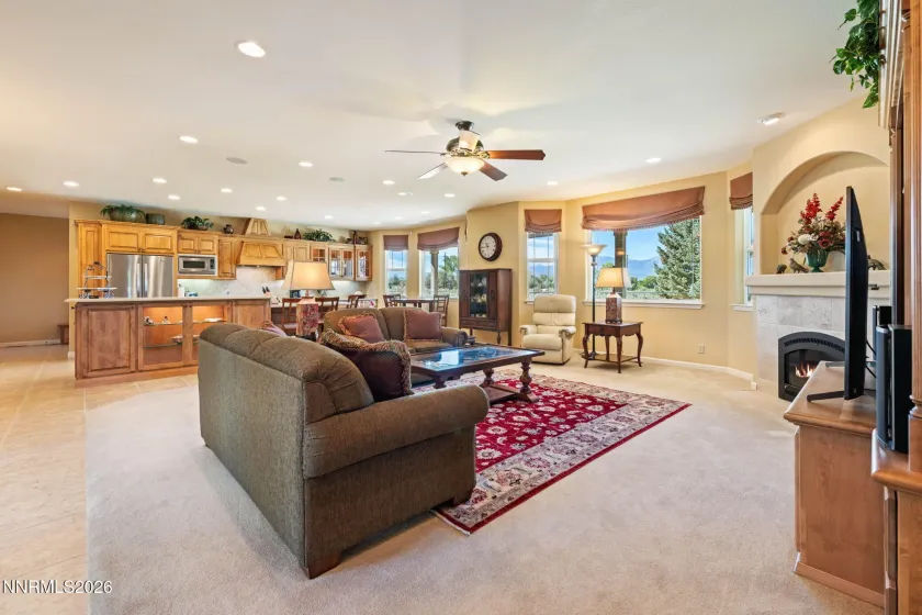 1411 Brentwood, Gardnerville, Nevada 89410, 3 Bedrooms Bedrooms, ,3 BathroomsBathrooms,Residential,Residential,Brentwood,0,260012234