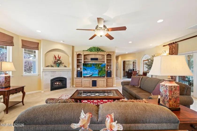 1411 Brentwood, Gardnerville, Nevada 89410, 3 Bedrooms Bedrooms, ,3 BathroomsBathrooms,Residential,Residential,Brentwood,0,260012234