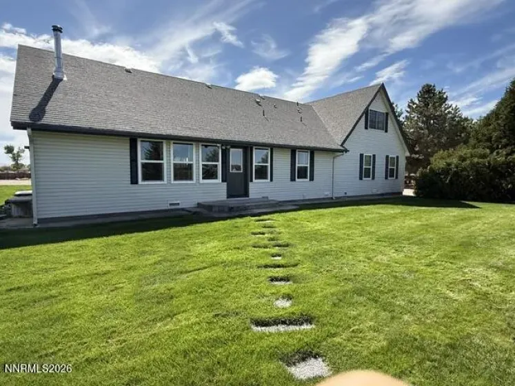 1220 Strasdin, Fallon, Nevada 89406, 4 Bedrooms Bedrooms, ,3 BathroomsBathrooms,Residential,Residential,Strasdin,0,260012236