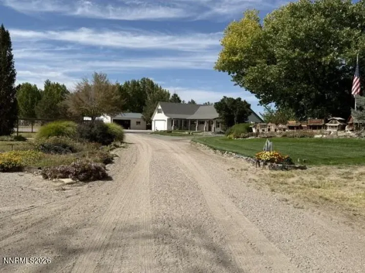 1220 Strasdin, Fallon, Nevada 89406, 4 Bedrooms Bedrooms, ,3 BathroomsBathrooms,Residential,Residential,Strasdin,0,260012236