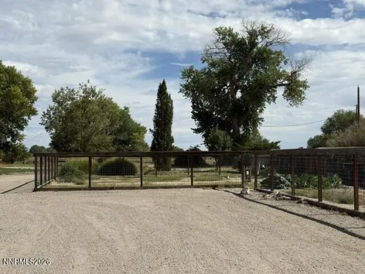 1220 Strasdin, Fallon, Nevada 89406, 4 Bedrooms Bedrooms, ,3 BathroomsBathrooms,Residential,Residential,Strasdin,0,260012236