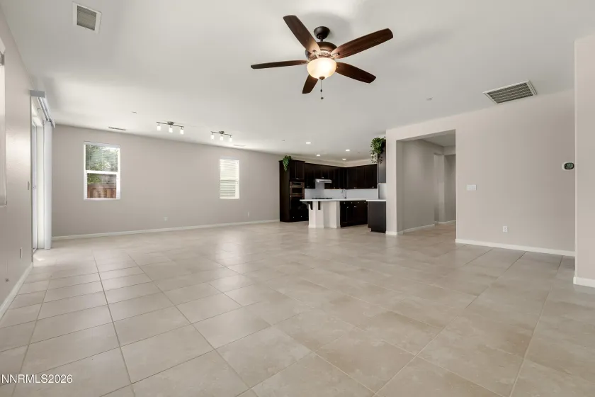 2925 Lessini, Sparks, Nevada 89434, 3 Bedrooms Bedrooms, ,3 BathroomsBathrooms,Residential,Residential,Lessini,0,260012240