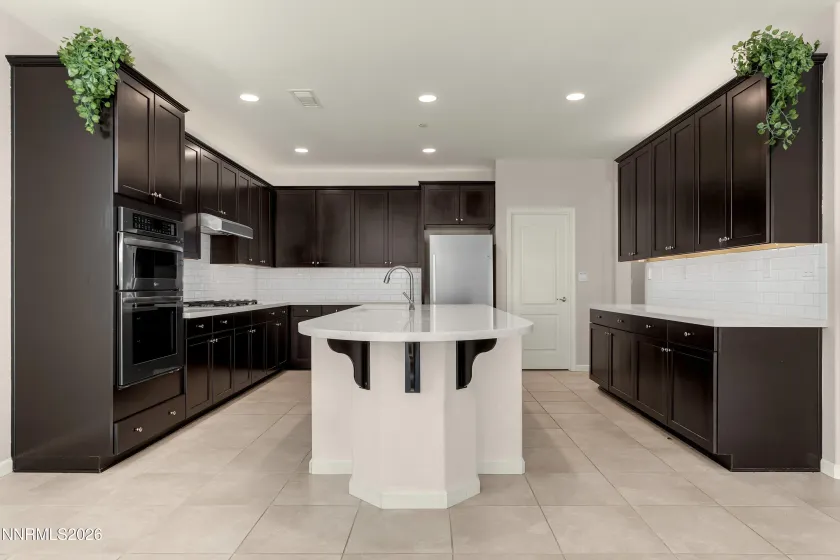 2925 Lessini, Sparks, Nevada 89434, 3 Bedrooms Bedrooms, ,3 BathroomsBathrooms,Residential,Residential,Lessini,0,260012240