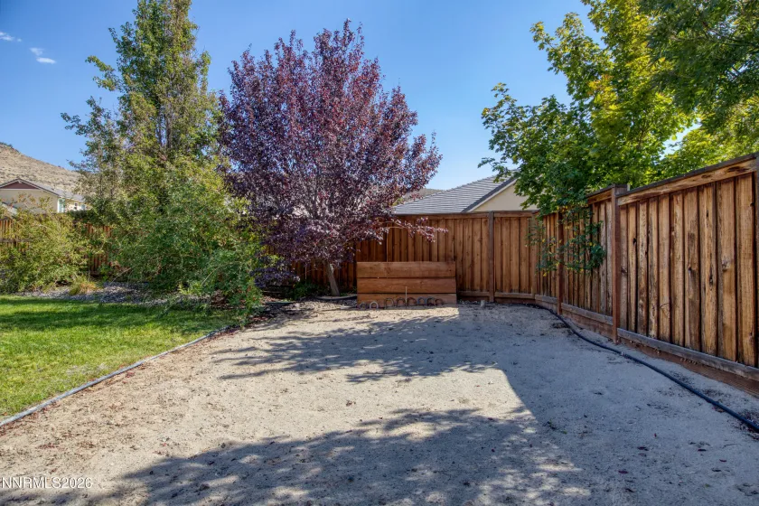 2925 Lessini, Sparks, Nevada 89434, 3 Bedrooms Bedrooms, ,3 BathroomsBathrooms,Residential,Residential,Lessini,0,260012240