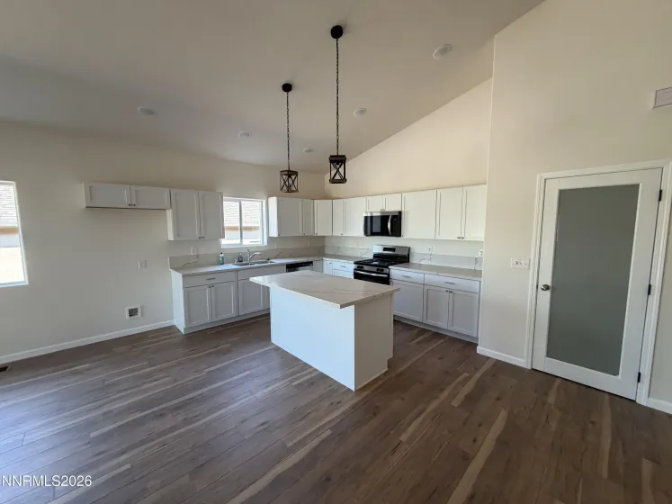 584 Wedge, Fernley, Nevada 89408, 3 Bedrooms Bedrooms, ,2 BathroomsBathrooms,Residential,Residential,Wedge,0,260012241