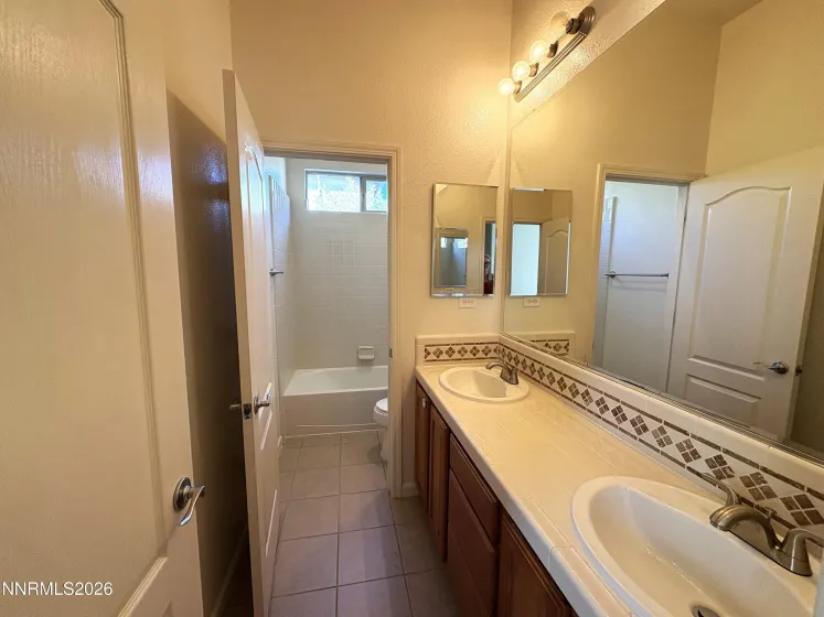 855 Sienna Park, Reno, Nevada 89512, 5 Bedrooms Bedrooms, ,3 BathroomsBathrooms,Residential,Residential,Sienna Park,0,260012242