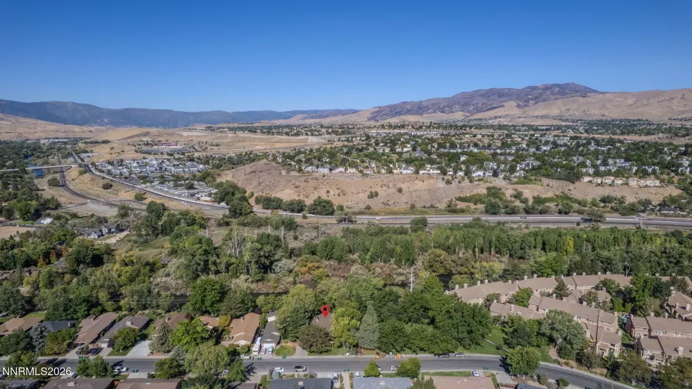 3015 Idlewild, Reno, Nevada 89509, 3 Bedrooms Bedrooms, ,2 BathroomsBathrooms,Residential,Residential,Idlewild,0,260012245