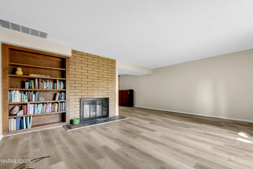 1974 Villa, Reno, Nevada 89509, 2 Bedrooms Bedrooms, ,3 BathroomsBathrooms,Residential,Residential,Villa,0,260012254