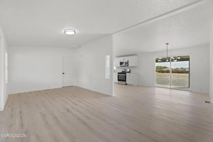 3814 Amber, Silver Springs, Nevada 89429, 3 Bedrooms Bedrooms, ,2 BathroomsBathrooms,Residential,Residential,Amber,0,260012258