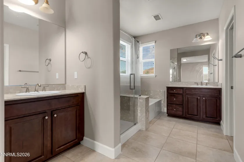 2597 Michelangelo, Sparks, Nevada 89434, 4 Bedrooms Bedrooms, ,3 BathroomsBathrooms,Residential,Residential,Michelangelo,0,260011760