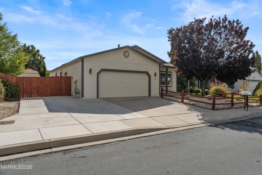 6904 Brahms, Sun Valley, Nevada 89433, 3 Bedrooms Bedrooms, ,2 BathroomsBathrooms,Residential,Residential,Brahms,0,260012266