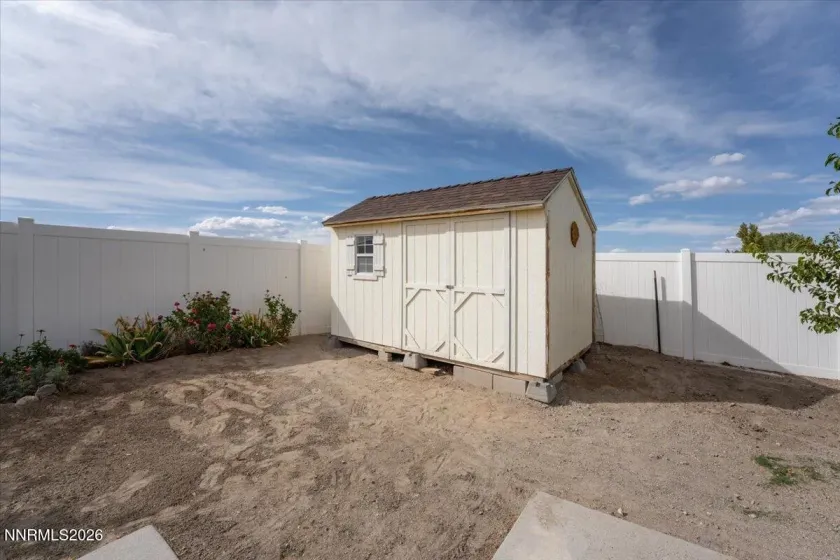 1466 Grey Bluffs, Fernley, Nevada 89408, 3 Bedrooms Bedrooms, ,2 BathroomsBathrooms,Residential,Residential,Grey Bluffs,0,260012268