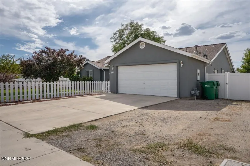 1466 Grey Bluffs, Fernley, Nevada 89408, 3 Bedrooms Bedrooms, ,2 BathroomsBathrooms,Residential,Residential,Grey Bluffs,0,260012268