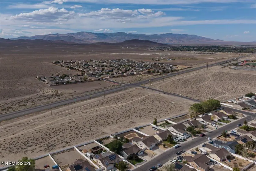 1466 Grey Bluffs, Fernley, Nevada 89408, 3 Bedrooms Bedrooms, ,2 BathroomsBathrooms,Residential,Residential,Grey Bluffs,0,260012268