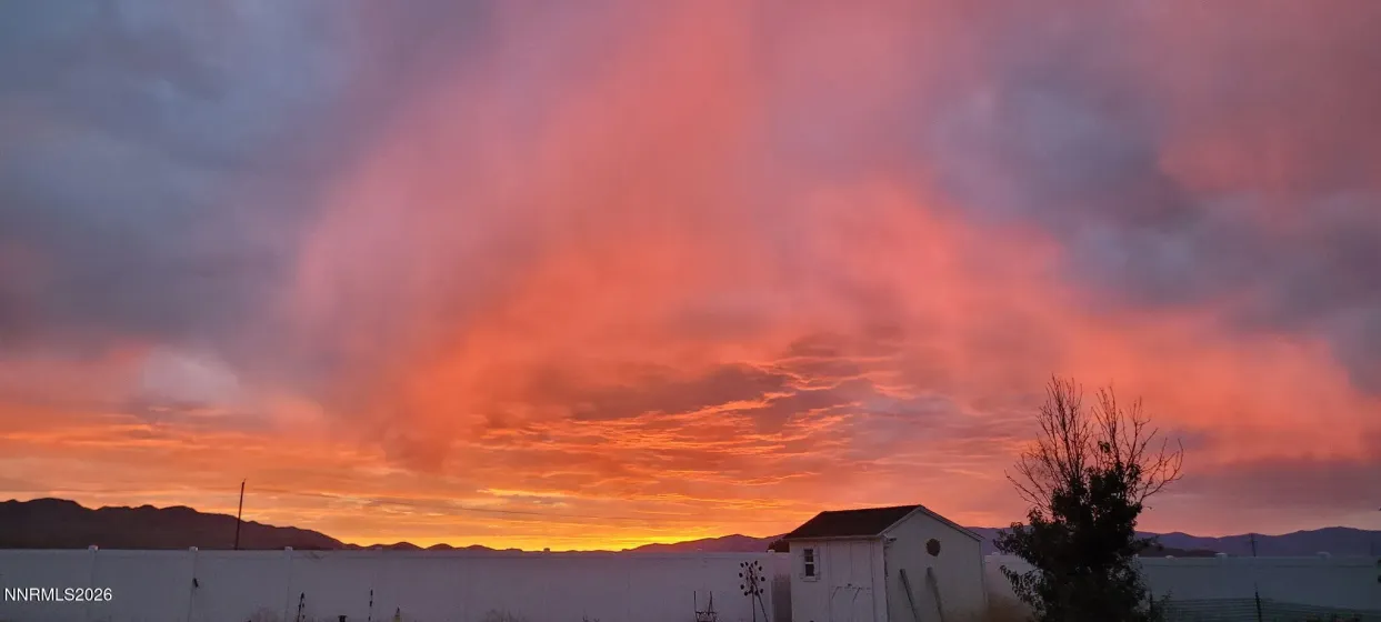 1466 Grey Bluffs, Fernley, Nevada 89408, 3 Bedrooms Bedrooms, ,2 BathroomsBathrooms,Residential,Residential,Grey Bluffs,0,260012268