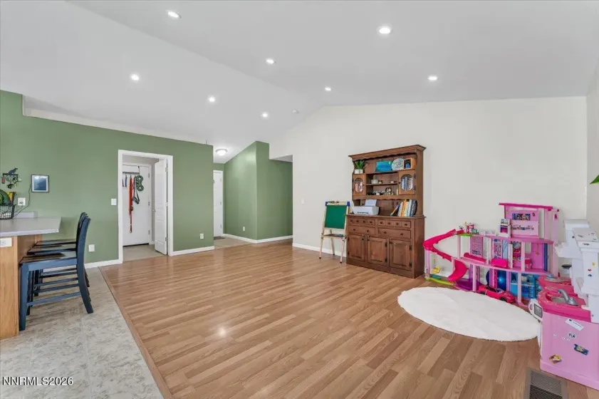 1466 Grey Bluffs, Fernley, Nevada 89408, 3 Bedrooms Bedrooms, ,2 BathroomsBathrooms,Residential,Residential,Grey Bluffs,0,260012268