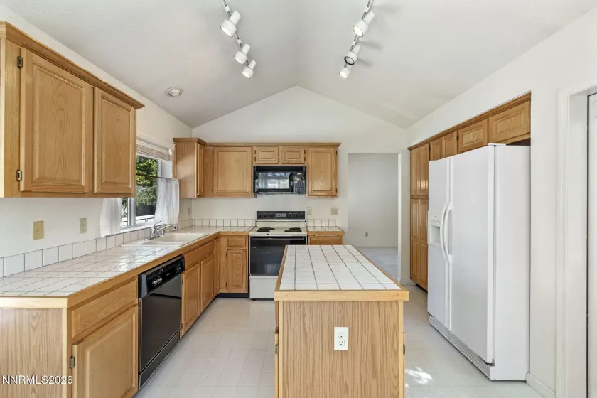 3349 Spring Creek, Reno, Nevada 89509, 3 Bedrooms Bedrooms, ,2 BathroomsBathrooms,Residential,Residential,Spring Creek,0,260012269