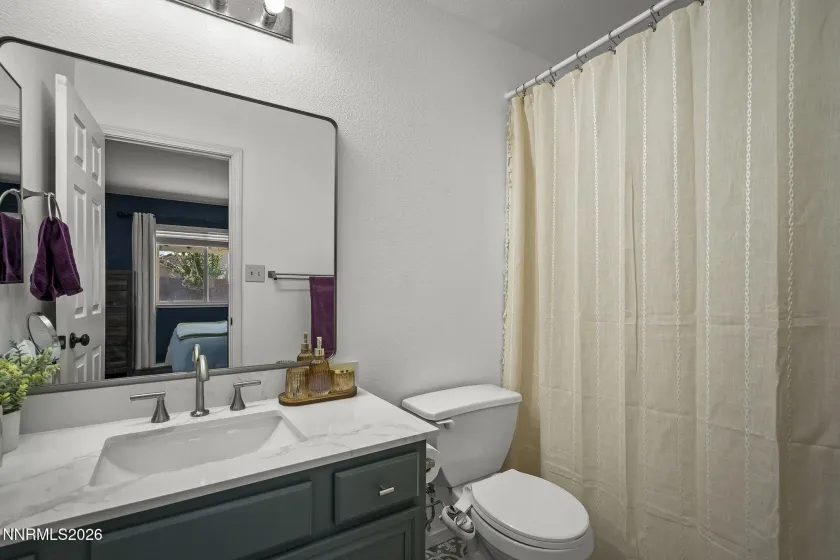 6784 Drexel, Sparks, Nevada 89436, 3 Bedrooms Bedrooms, ,2 BathroomsBathrooms,Residential,Residential,Drexel,0,260012253
