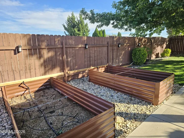 6784 Drexel, Sparks, Nevada 89436, 3 Bedrooms Bedrooms, ,2 BathroomsBathrooms,Residential,Residential,Drexel,0,260012253