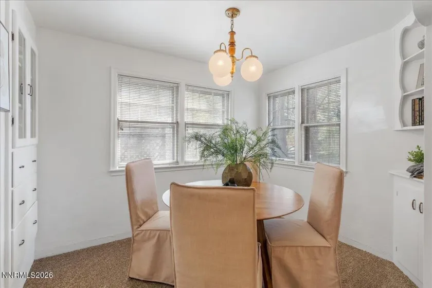 828 Washington, Reno, Nevada 89503, 3 Bedrooms Bedrooms, ,2 BathroomsBathrooms,Residential,Residential,Washington,0,260012288