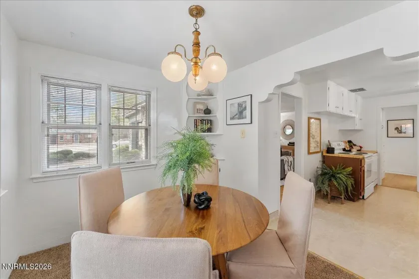 828 Washington, Reno, Nevada 89503, 3 Bedrooms Bedrooms, ,2 BathroomsBathrooms,Residential,Residential,Washington,0,260012288
