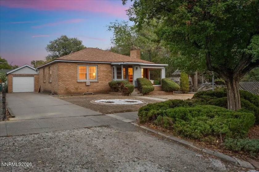 828 Washington, Reno, Nevada 89503, 3 Bedrooms Bedrooms, ,2 BathroomsBathrooms,Residential,Residential,Washington,0,260012288