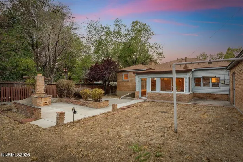 828 Washington, Reno, Nevada 89503, 3 Bedrooms Bedrooms, ,2 BathroomsBathrooms,Residential,Residential,Washington,0,260012288